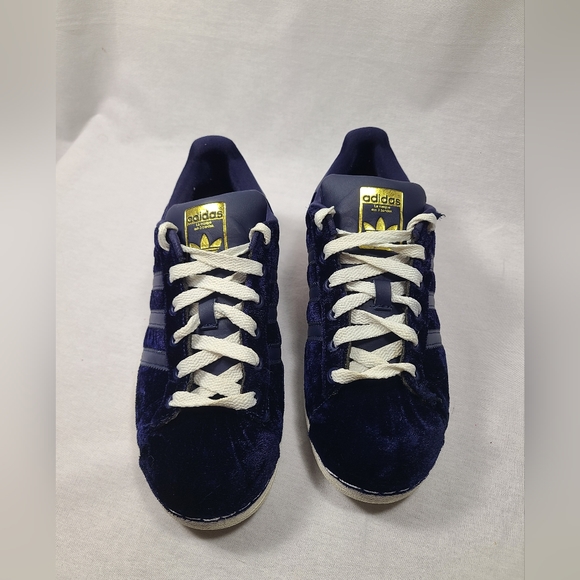 Adidas Orignials Women's Superstar Navy Fashion Velvet Sneakers Size 7 US Womens - Picture 2 of 9
